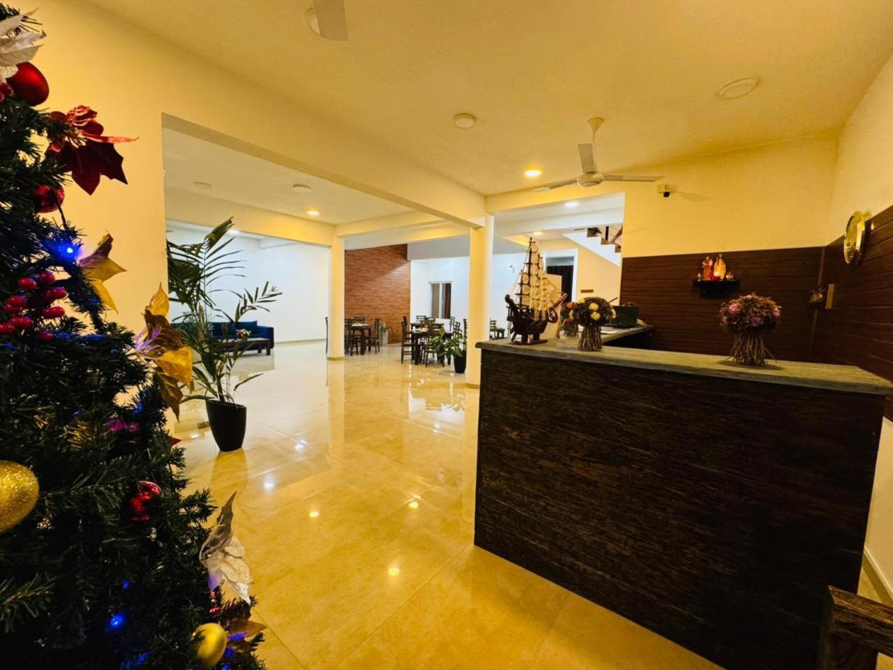 Lucky Transit Hotel - Katunayake Airport المظهر الخارجي الصورة