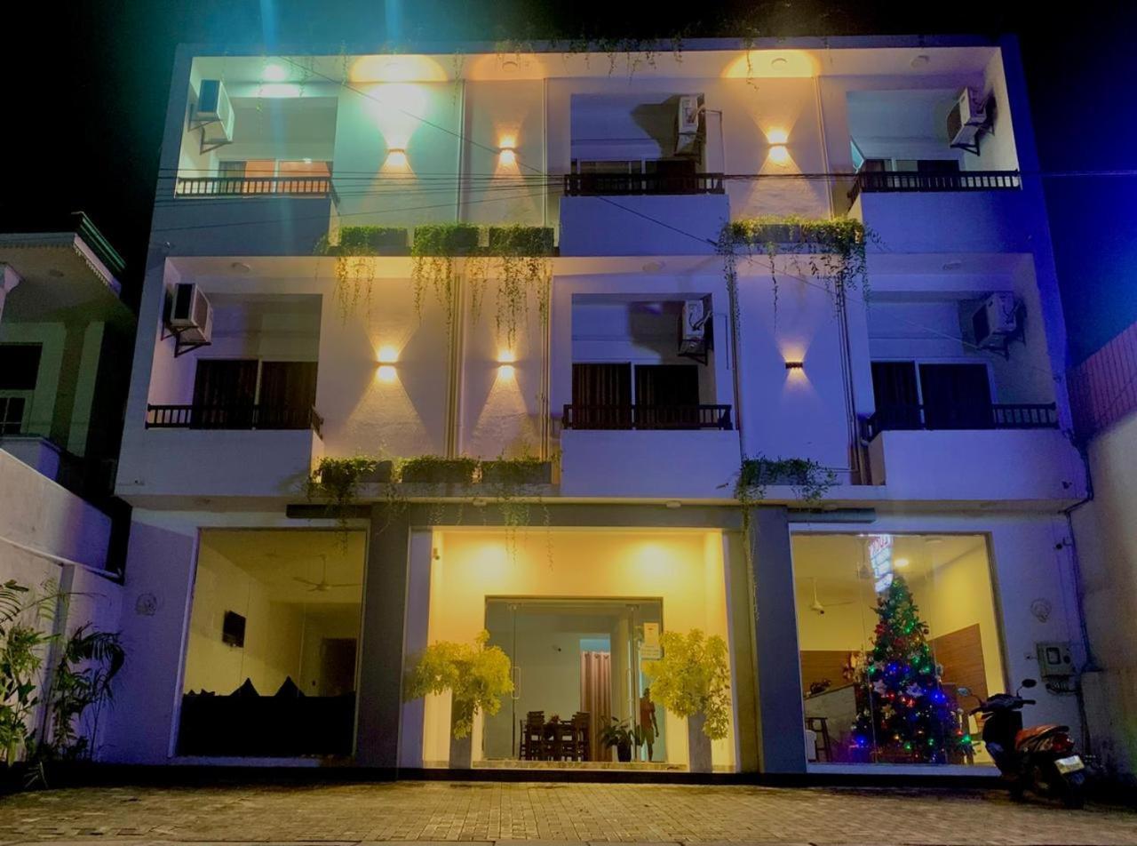 Lucky Transit Hotel - Katunayake Airport المظهر الخارجي الصورة